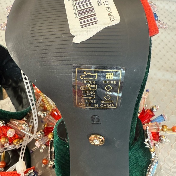 Azalea Wang Greenberry Beaded Rhinestone Dress Sandals NEW Size 6M NWOB - Picture 3 of 13